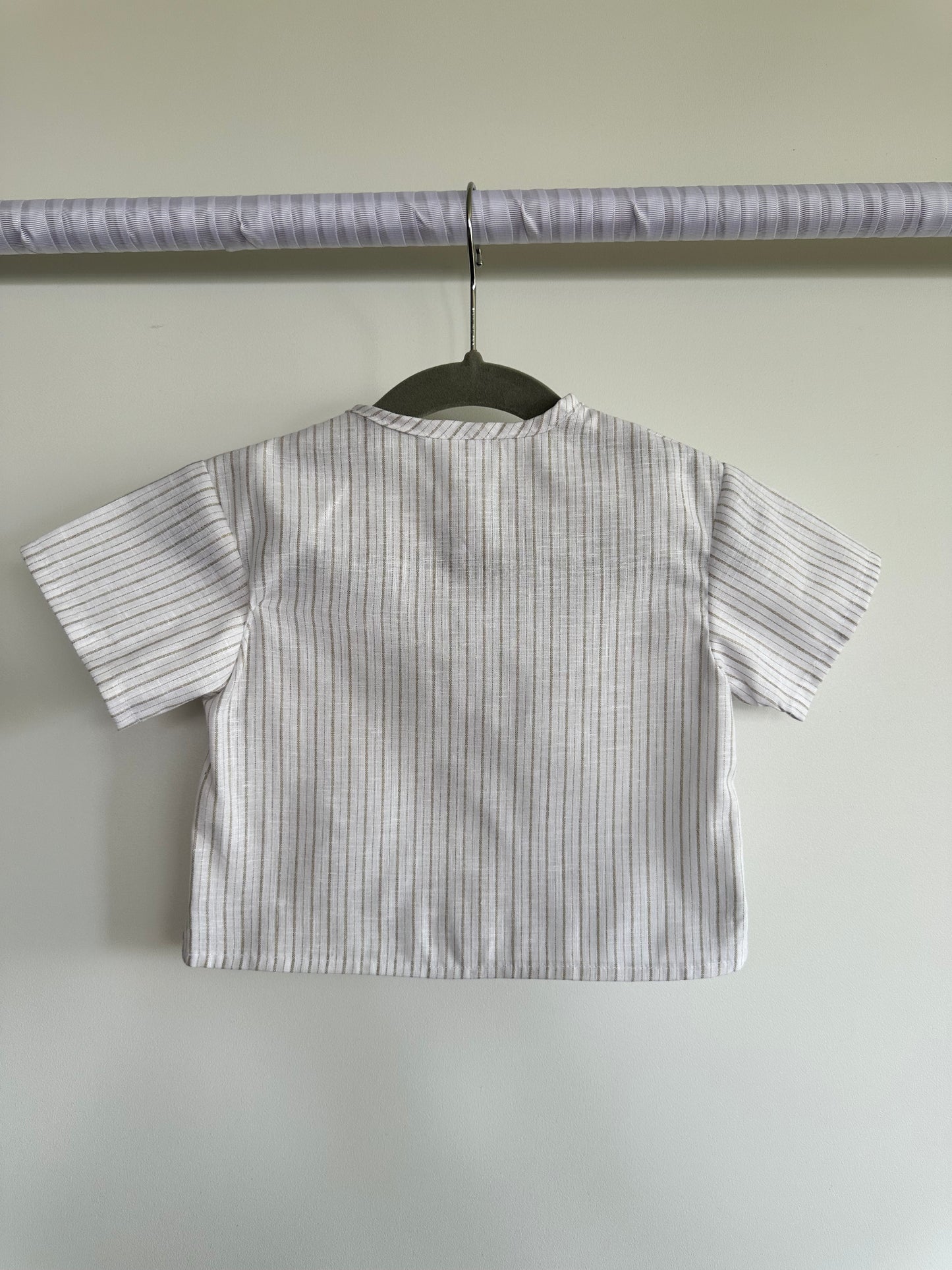 Conjunto camisa y bombacho rayas beige