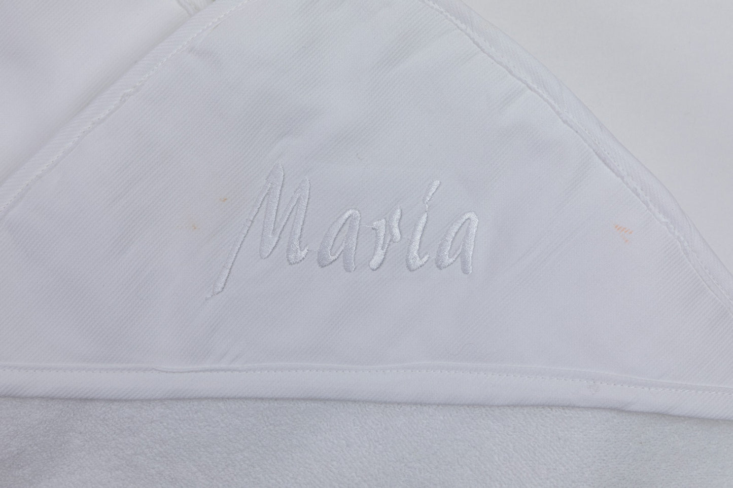 Toalla con capucha piqué blanco