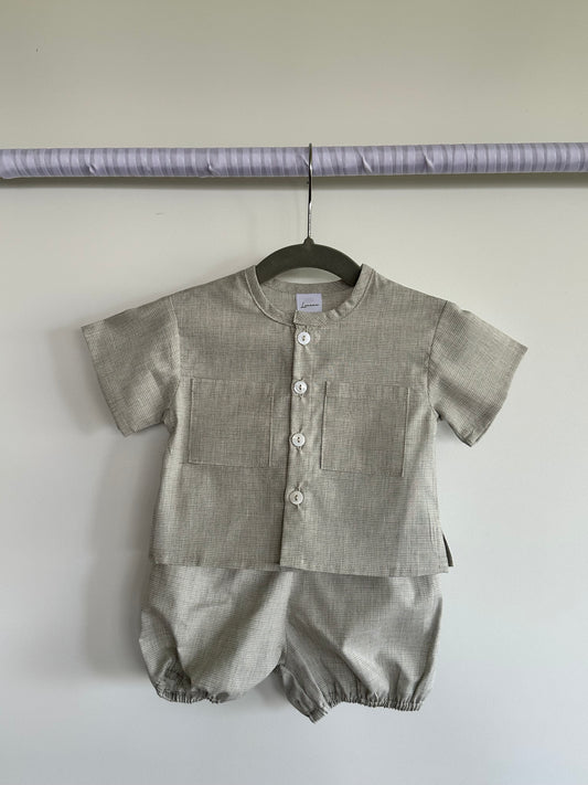 Conjunto camisa y bombacho mascotita.
