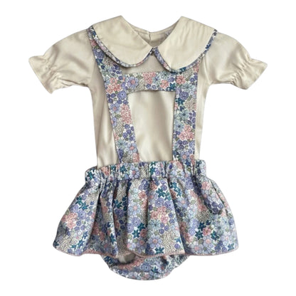 Conjunto bombacho flores con tirantes y blusa