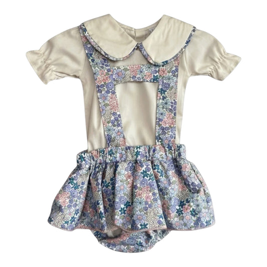 Conjunto bombacho flores con tirantes y blusa